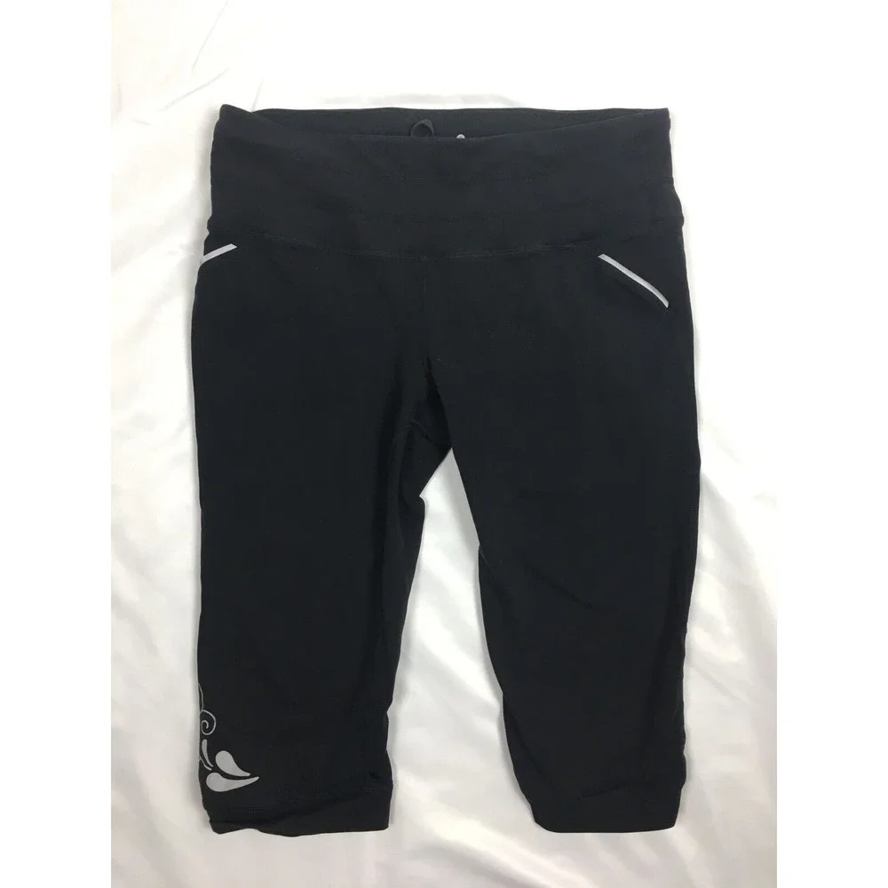 Athleta Women MEDIUM Black Capri Leggings Pants‎ Athletic Yoga #268505